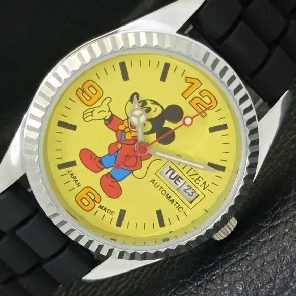 Vintage 1987 Disney Citizen Automatic Mens Silver Watch W/daydate & Yellow accen - Picture 1 of 9